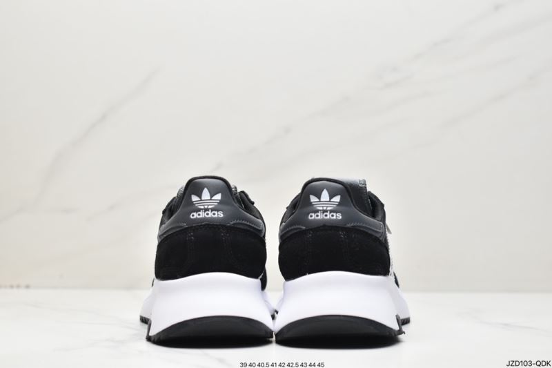 Adidas Sneakers